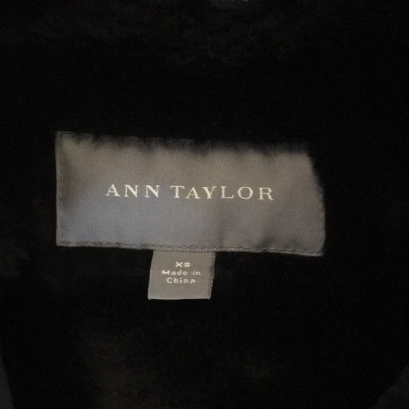 Ann Taylor winter vest - Picture 2 of 8